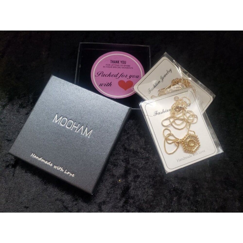 MOOHAM Dainty Gold Initial O Necklace - 14K Gold Plated Layered Hexagon Pendant - Picture 7 of 7